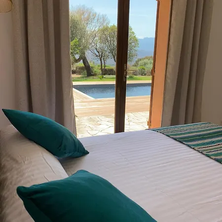 Marina Di Fiori Дом отдыха Порто-Веккьо